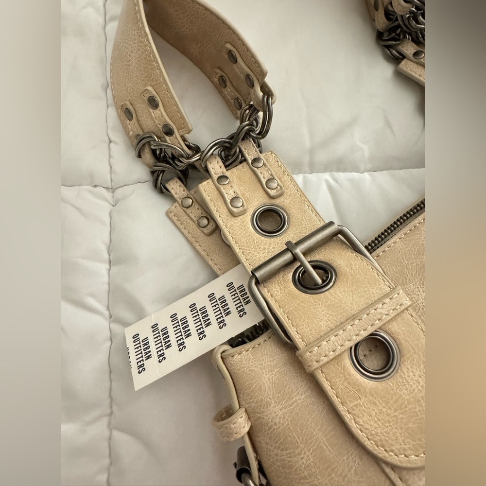 urban outfitters handbag - Picture 2 of 4
